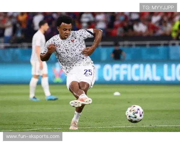 塞维利亚准备签下德乙超强拦截者,开启转会新篇章 塞维利亚准备签下德乙超强拦截者,开启转会新篇章